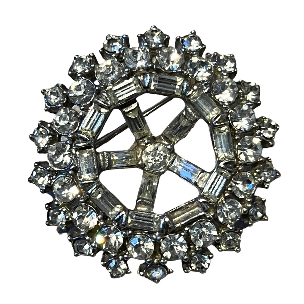 Vintage Round Clear Rhinestone Silver Tone Cluster Pin Brooch